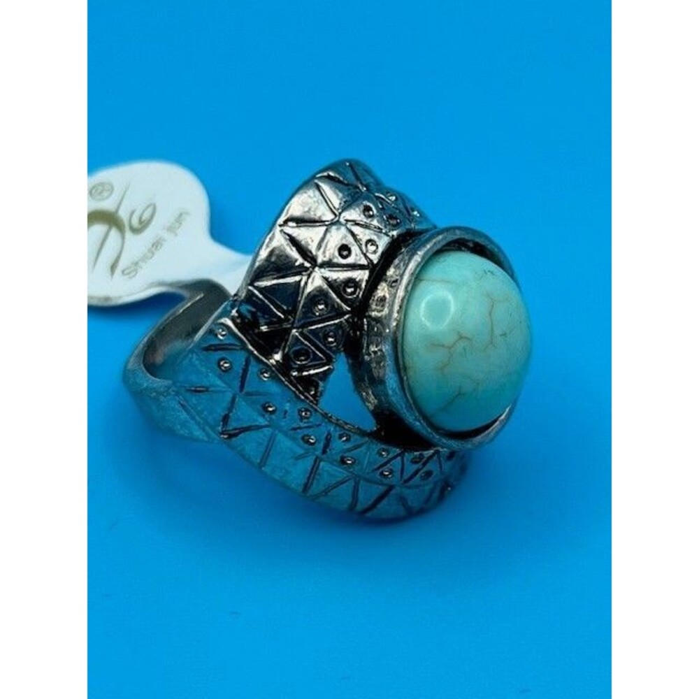 Turquoise Fashion Ring in Antiqued Silver Plated Women Simulated size 6